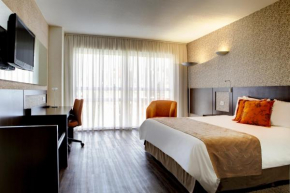 Гостиница Quality Hotel Curitiba  Куритиба